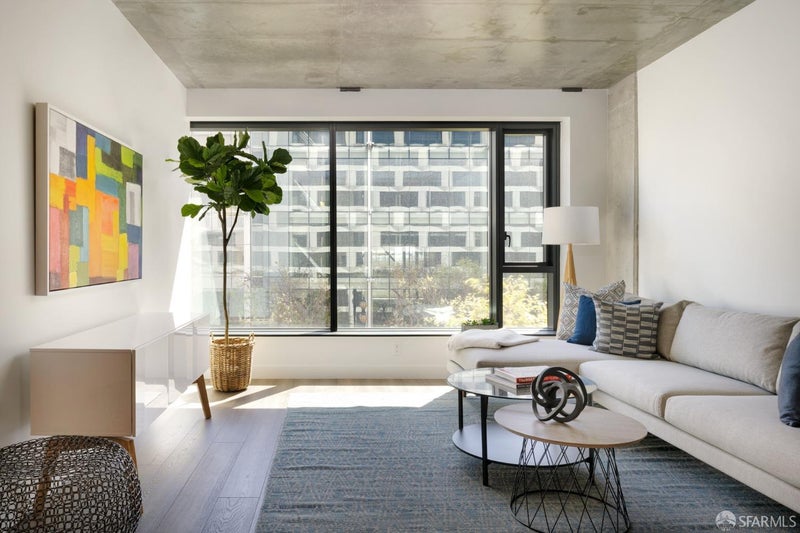 960 Market Street 909