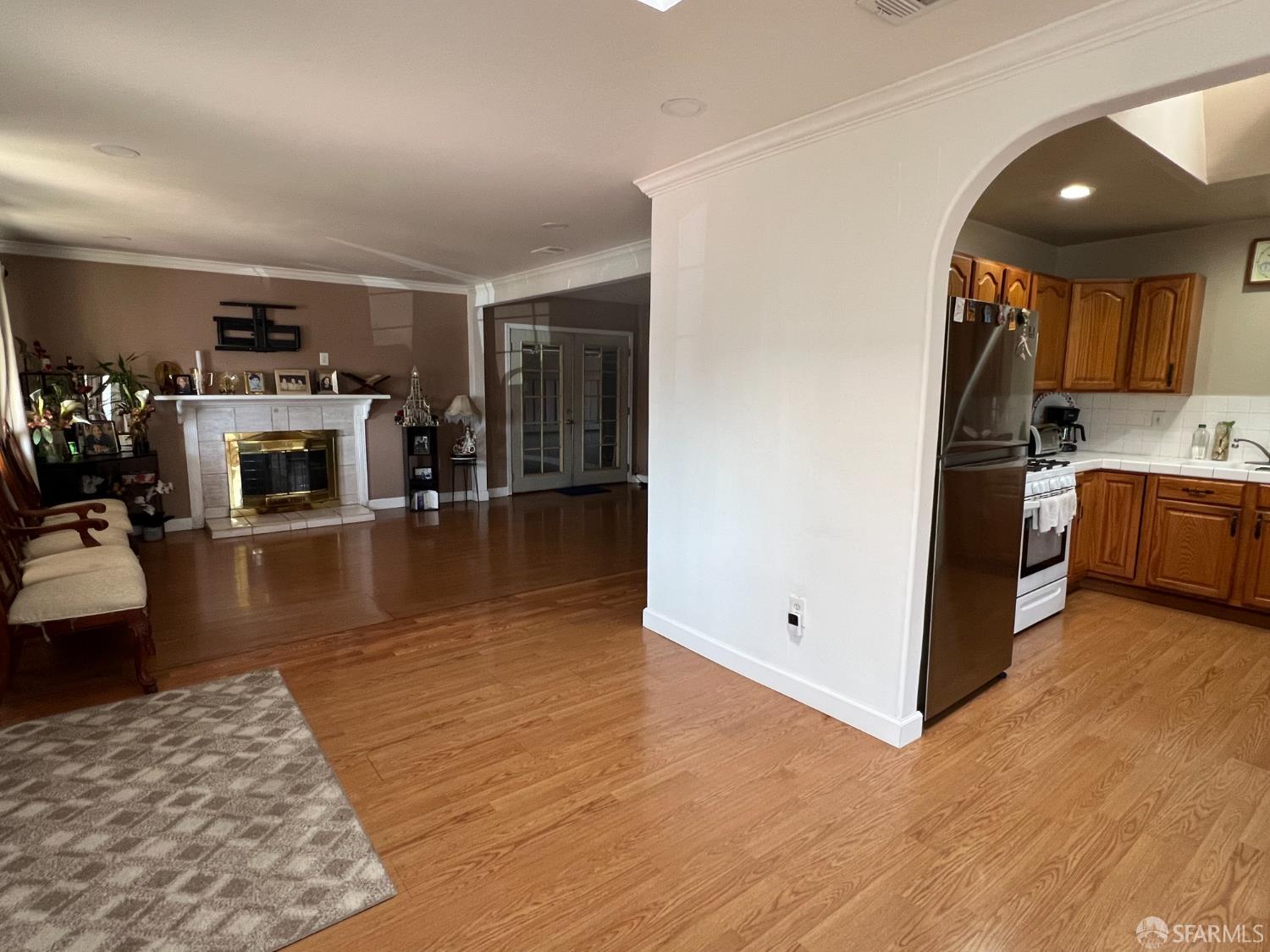 10 Bradford Drive