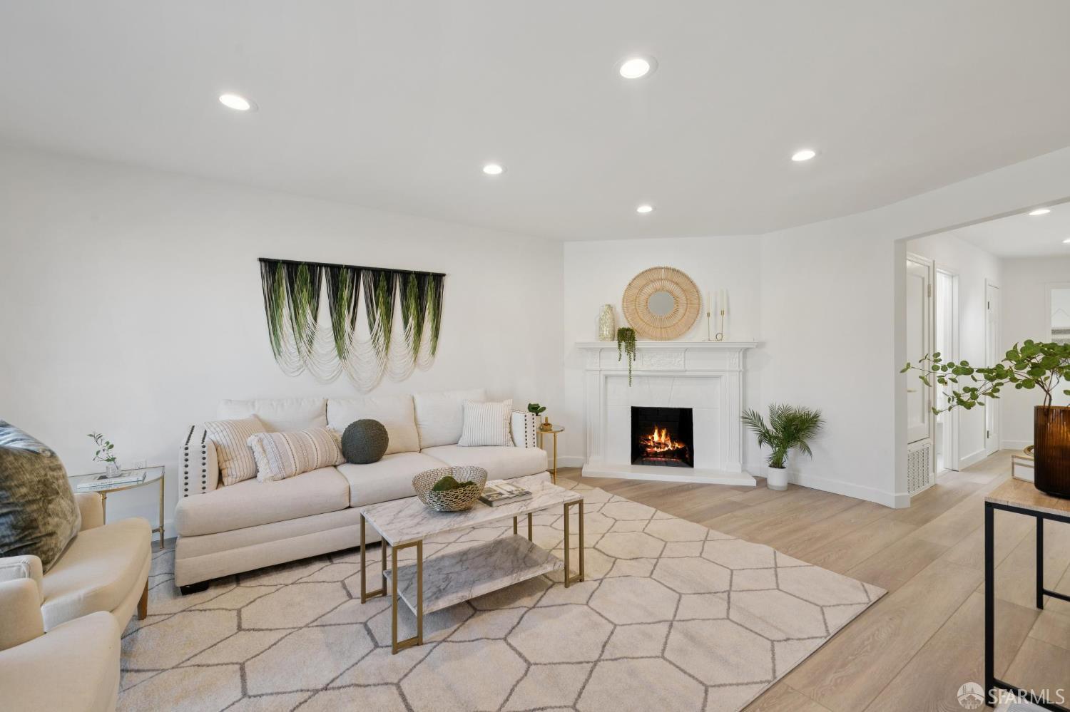 1607 44th Avenue, San Francisco CA 94122