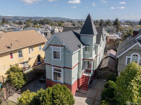 2326 24th Avenue, Oakland, CA 94601 - #: 425015531
