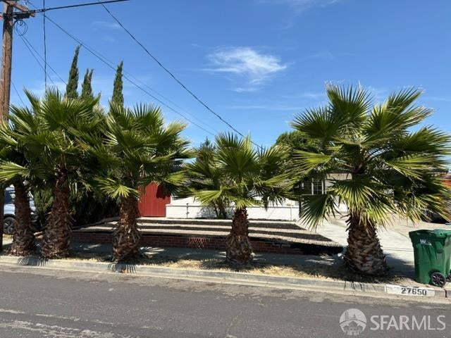 27650 La Porte Avenue