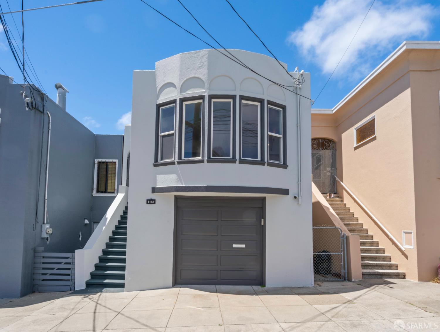 842 Edinburgh Street