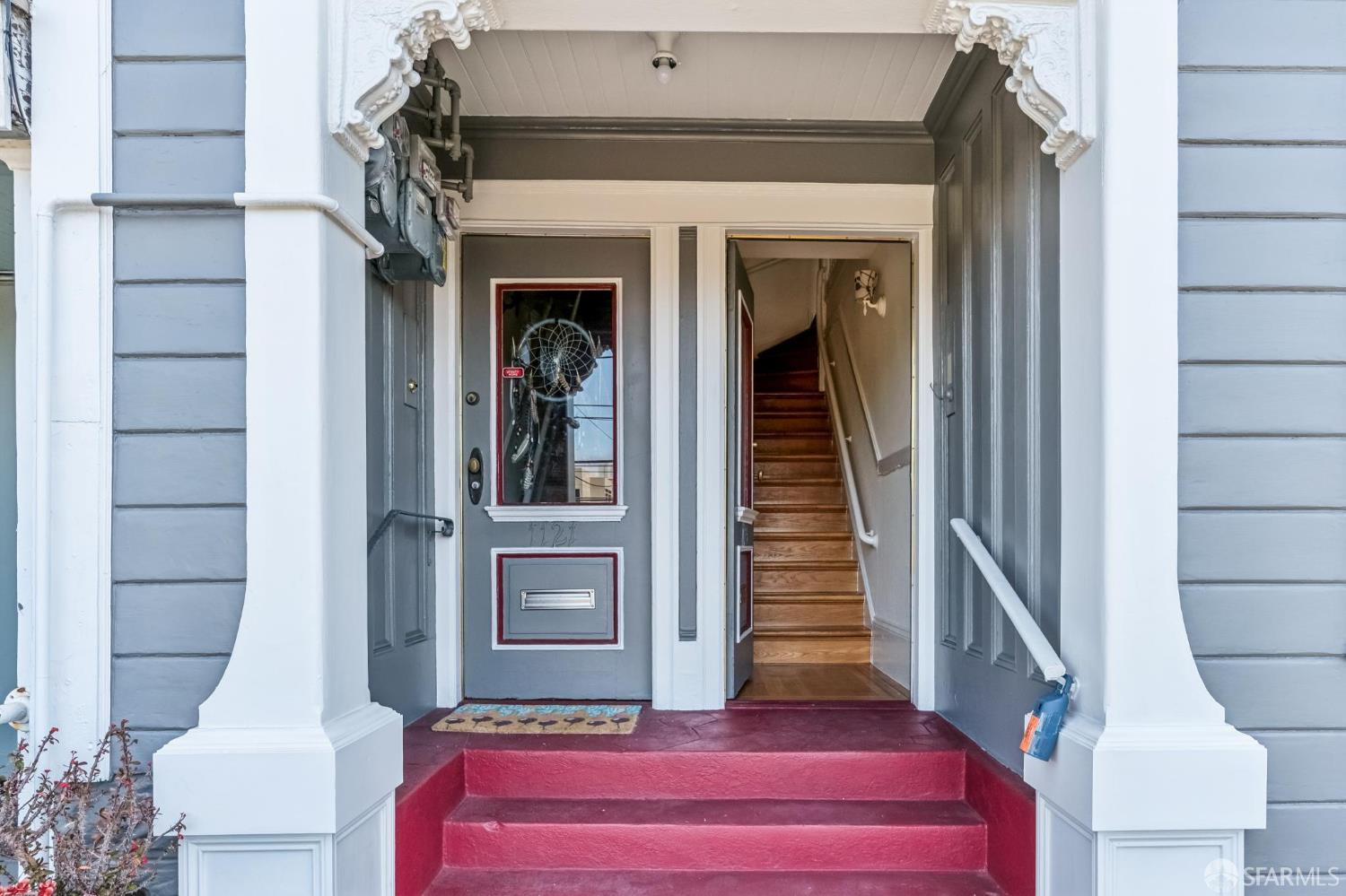 1123 Kansas Street