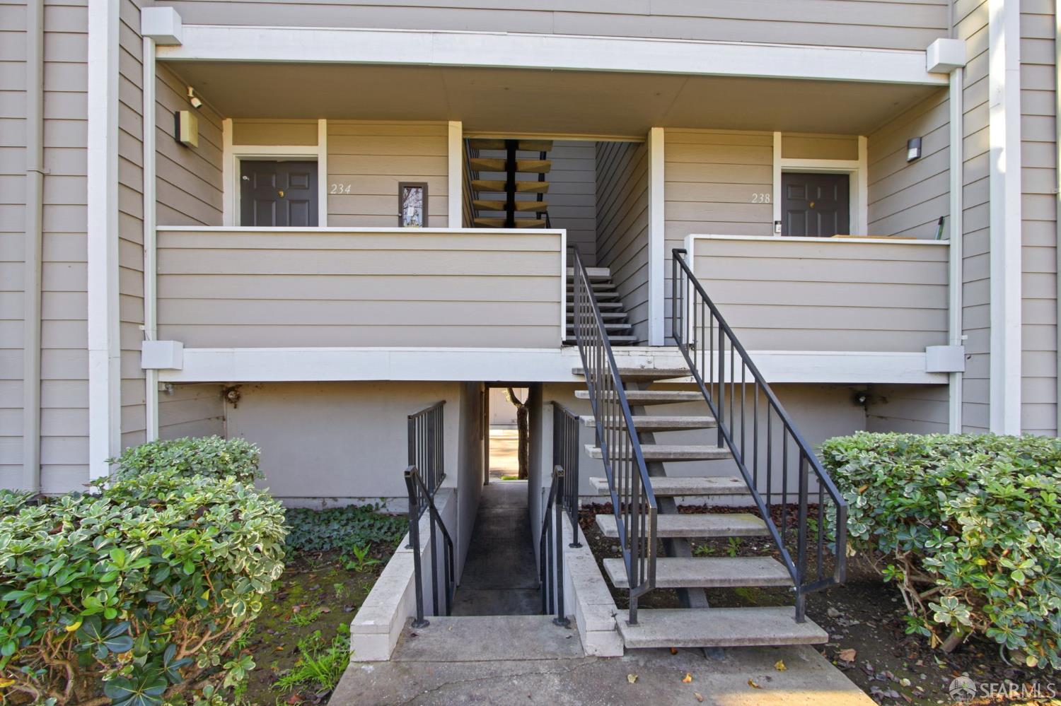234 Stonegate Circle