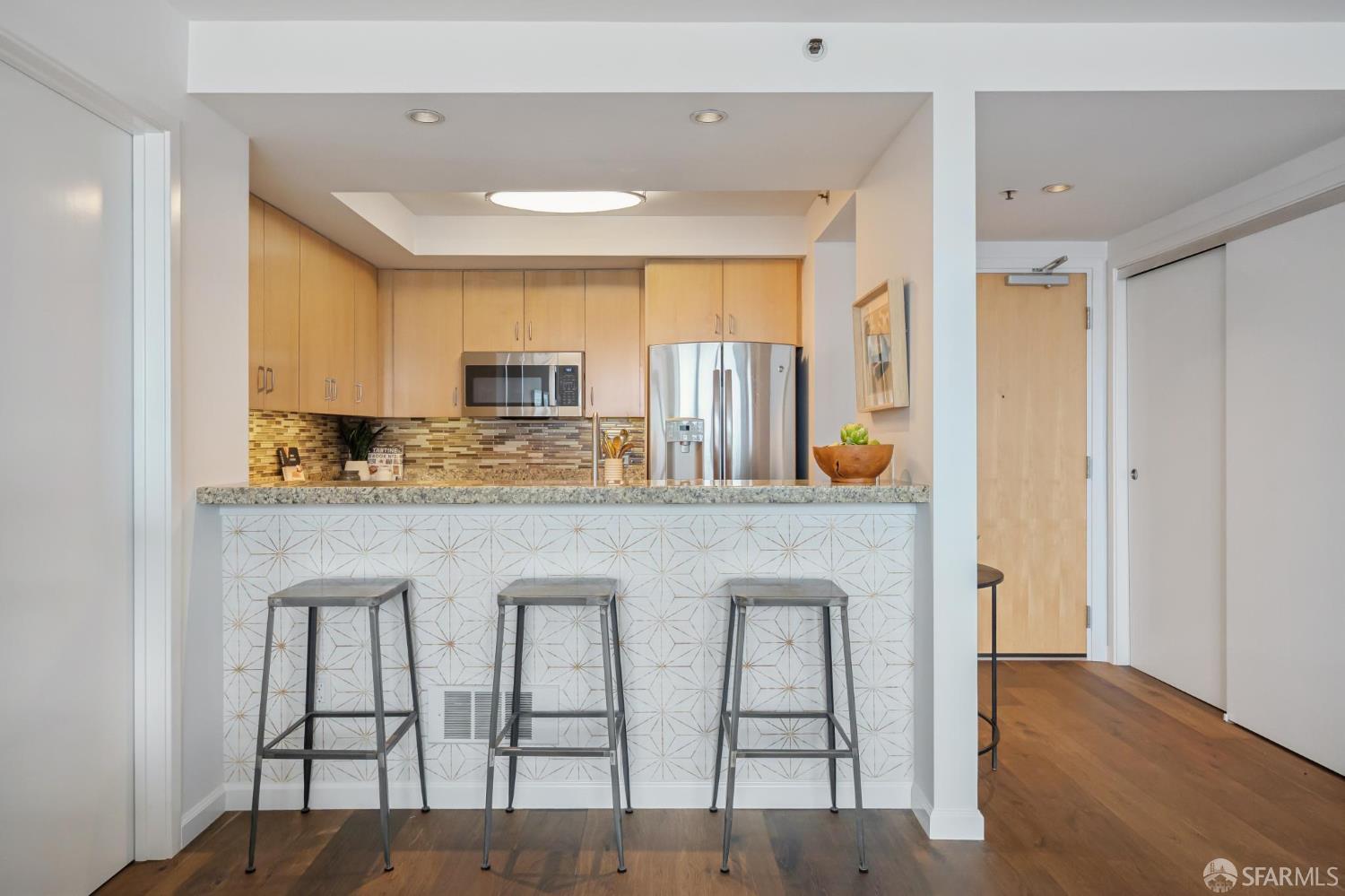 750 Van Ness Avenue PH 4
