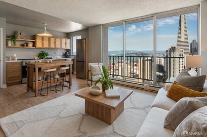 946 Stockton Street 18C San Francisco CA 94108
