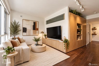 110 Channel Street 208 San Francisco CA 94158