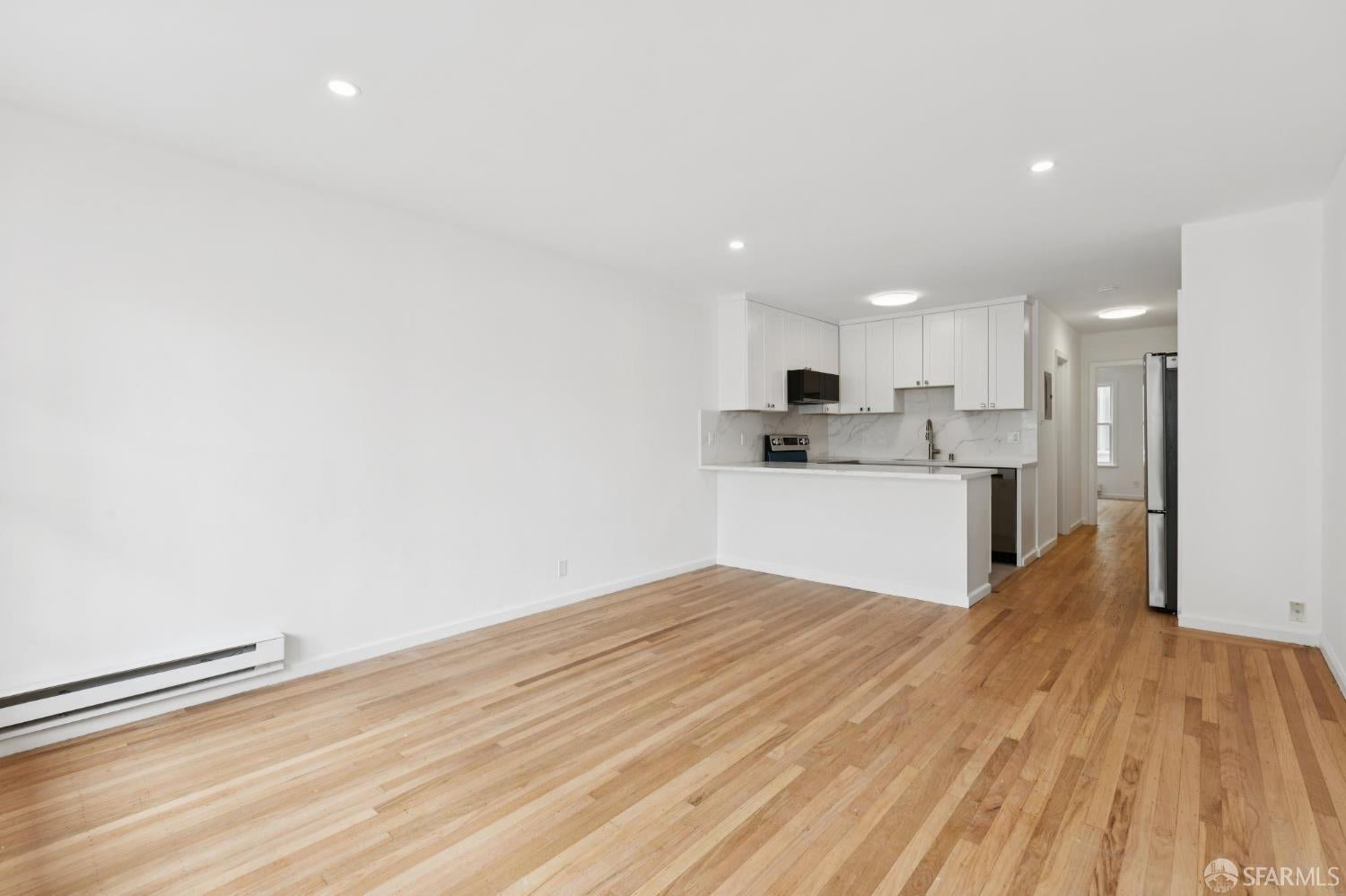 1250 Clay Street 203