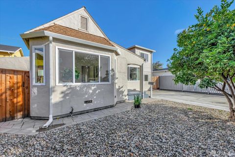 3267 Hoover Street, Redwood City, CA 94063 - #: 424007213