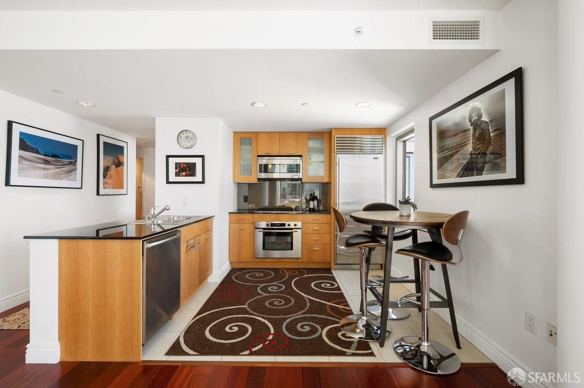 333 1st Street N1507