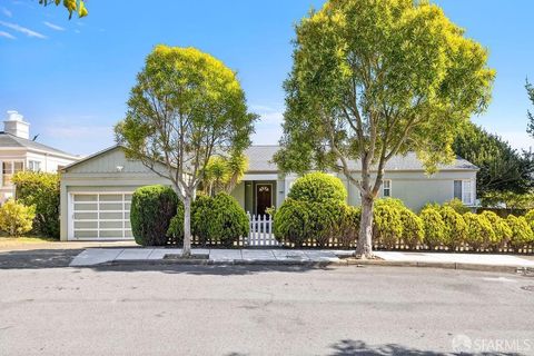 95 Rossmoor Drive, San Francisco, CA 94132 - #: 424036758