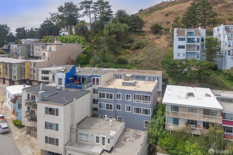 301 Graystone Terrace