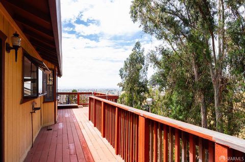 A home in San Leandro