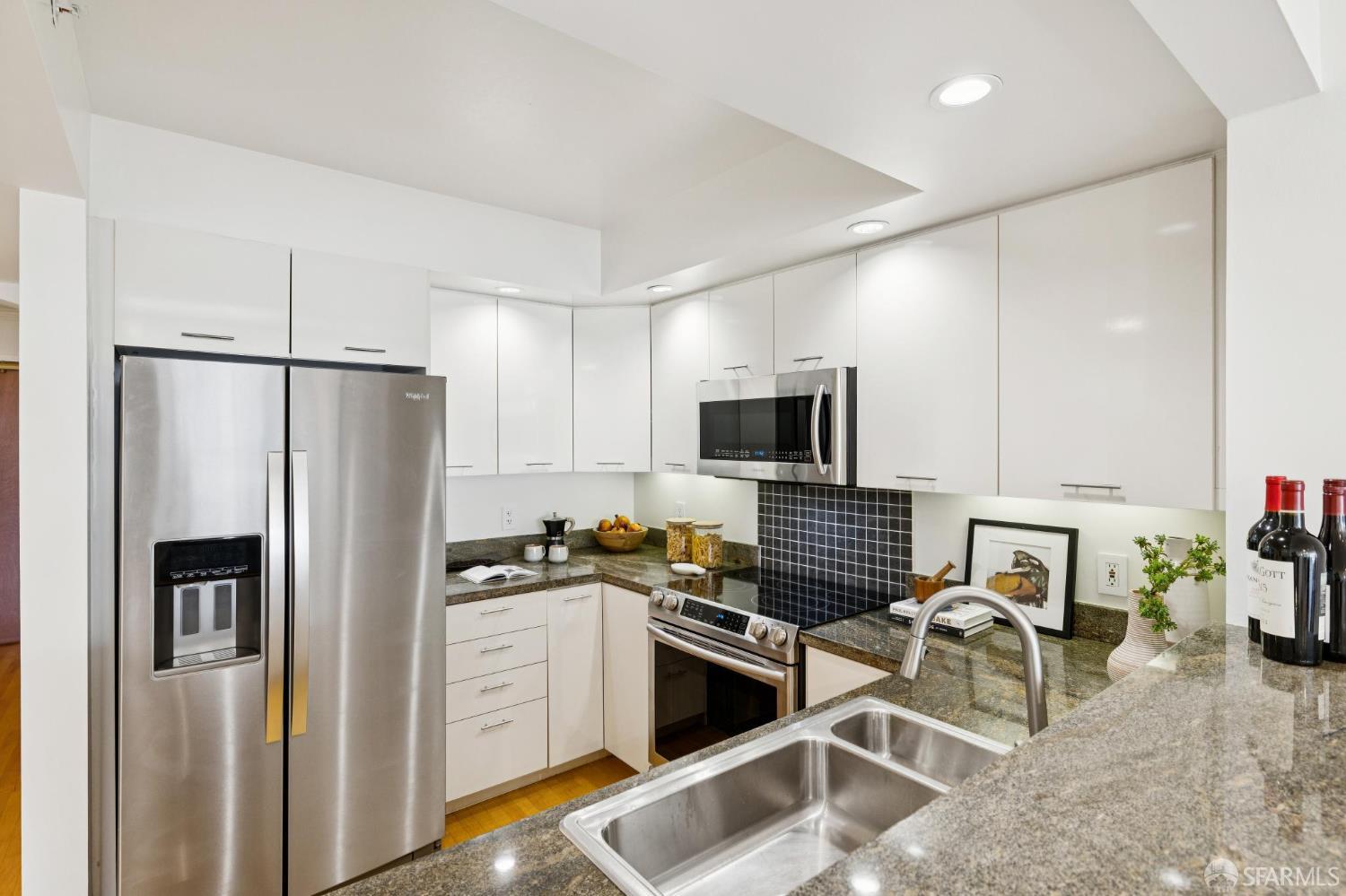 1438 Green Street 5A