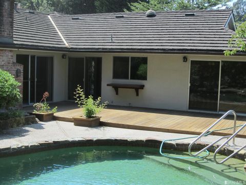 A home in Millbrae