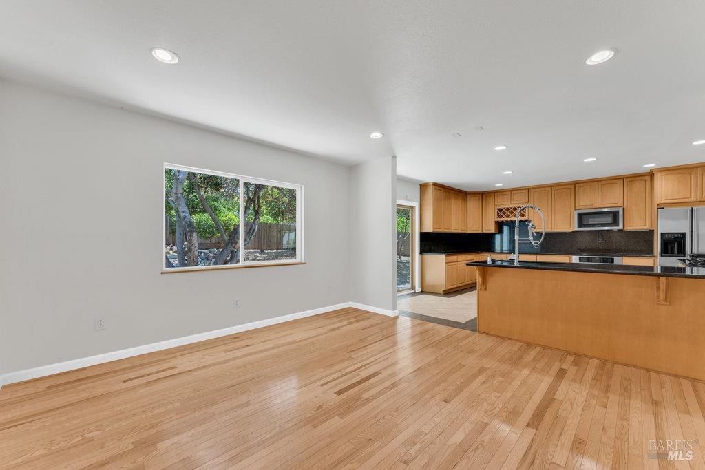 Vallejo, California 94590, United States, 3 Bedrooms Bedrooms, ,3 BathroomsBathrooms,Residential,Active,177950