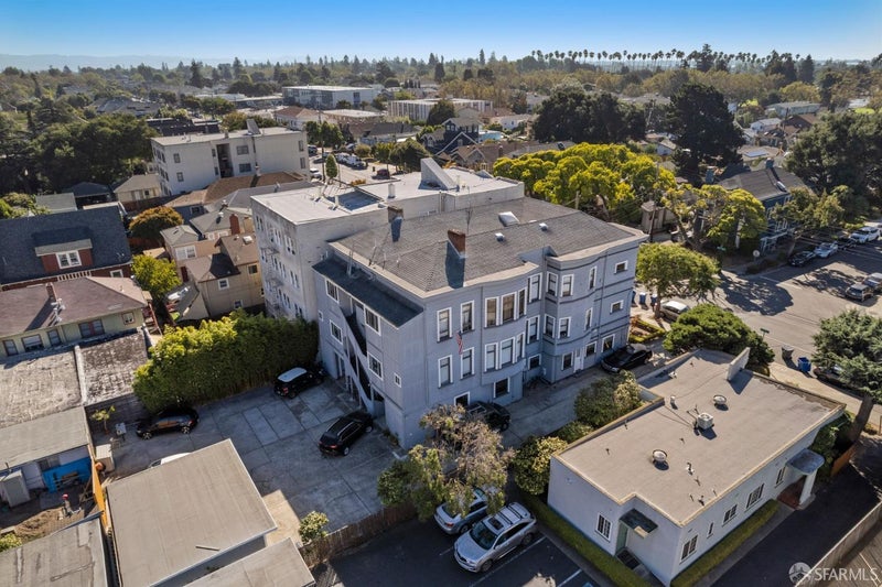 739 Santa Clara Avenue