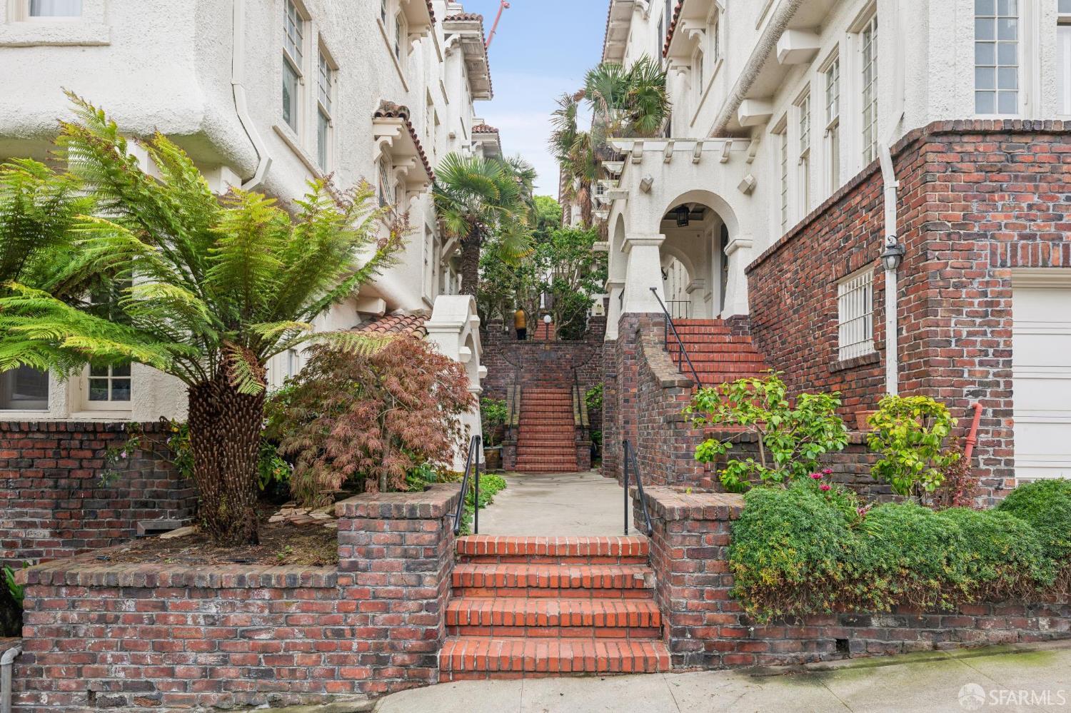 1933 Jackson Street