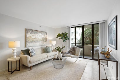 900 Bush Street 402 San Francisco CA 94109