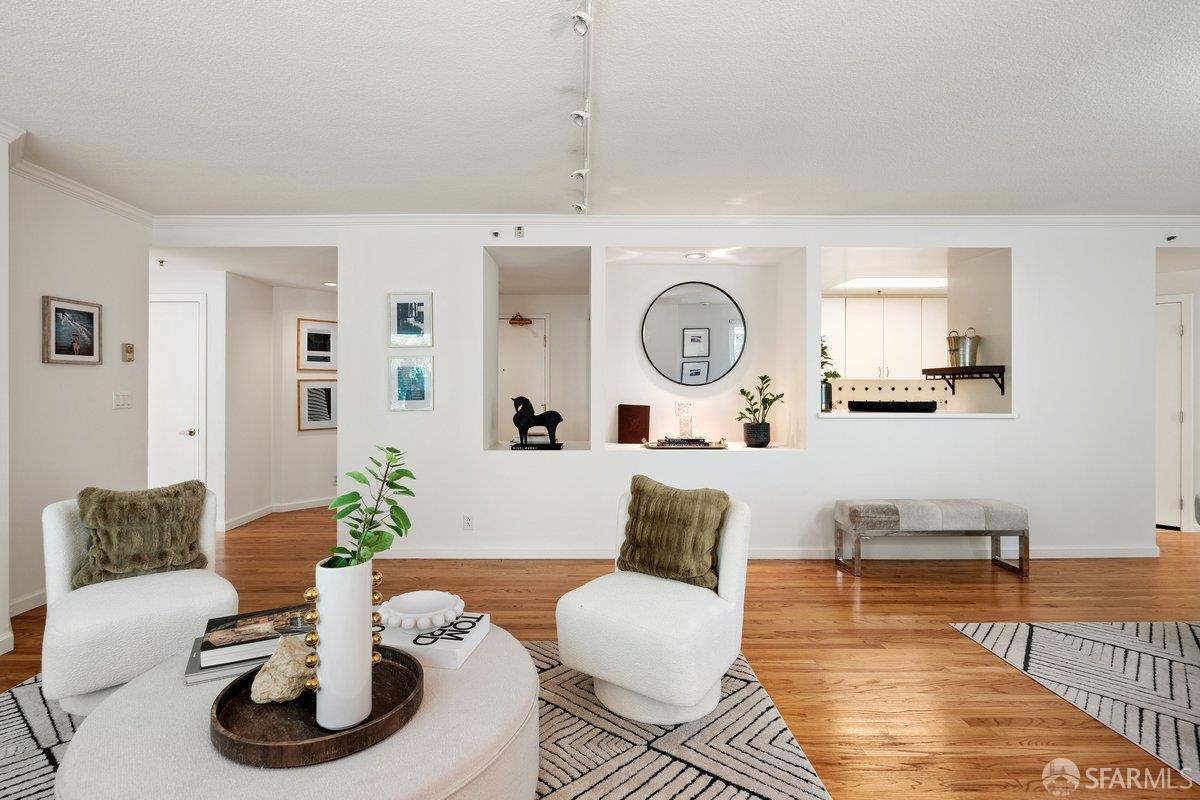 111 Chestnut Street 203
