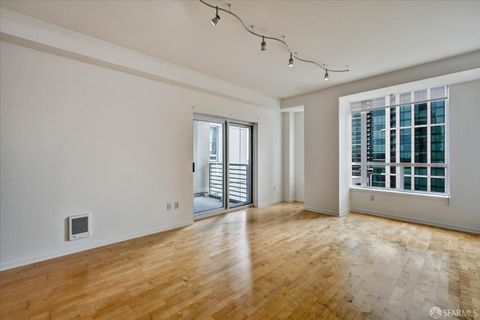400 Beale Street Unit 1702, San Francisco, CA 94105 - #: 426144940