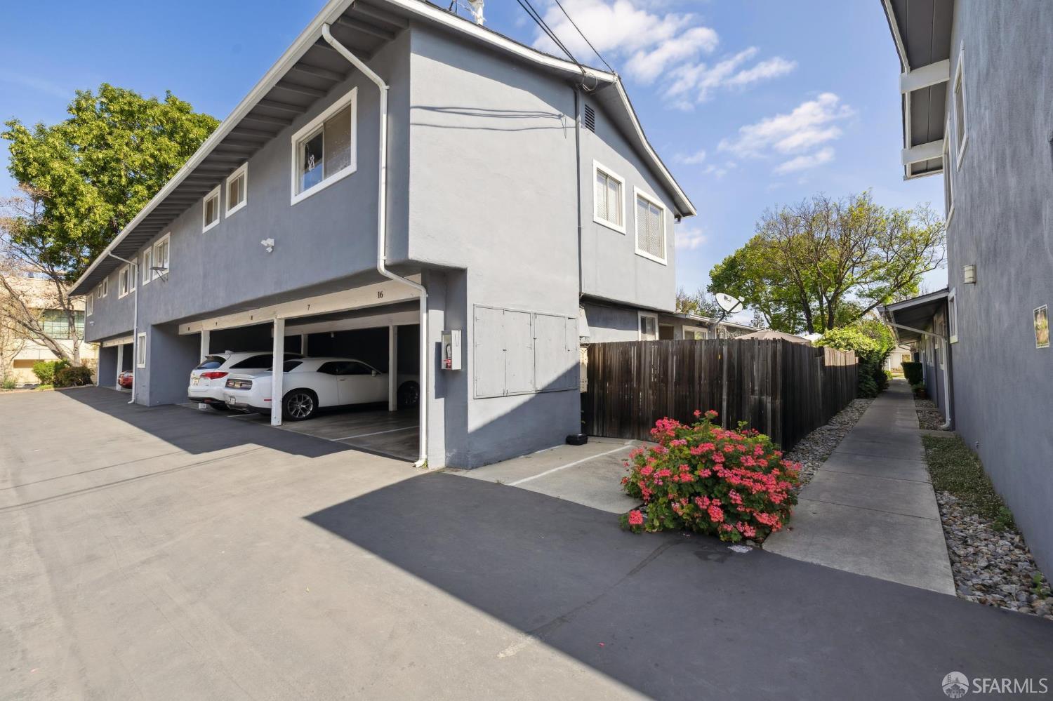 2483-2491 Whitney Drive