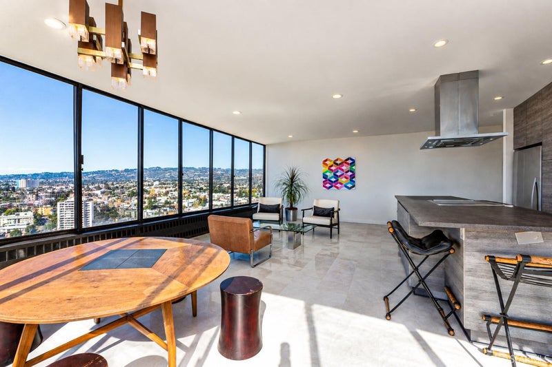 565 Bellevue Avenue 2403