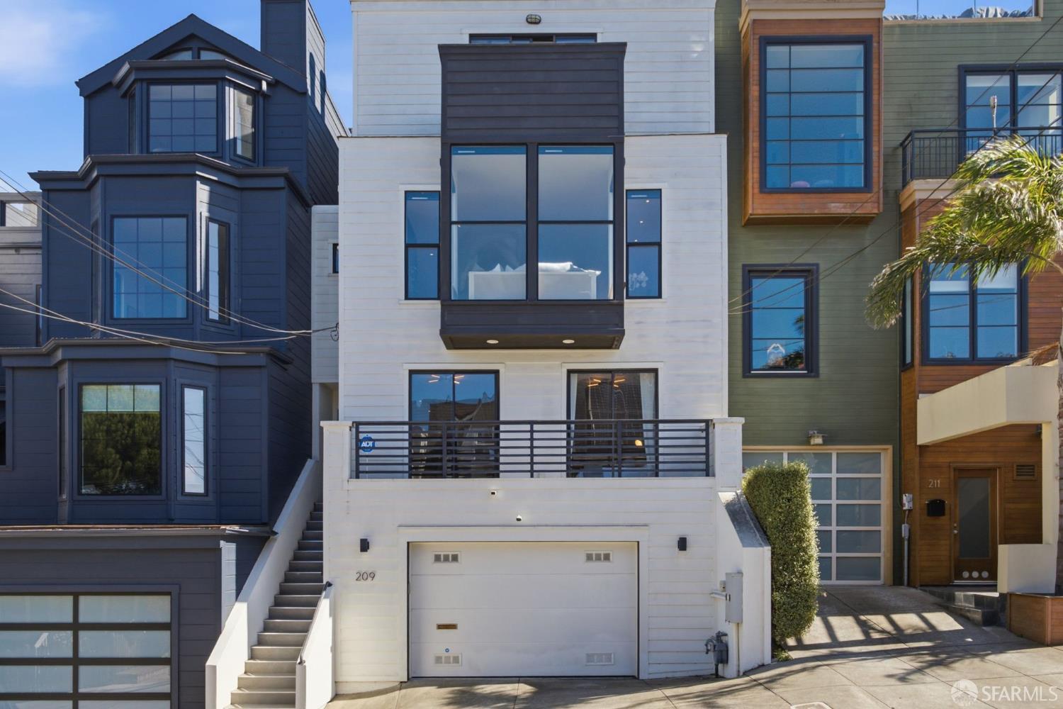 209 Montcalm Street