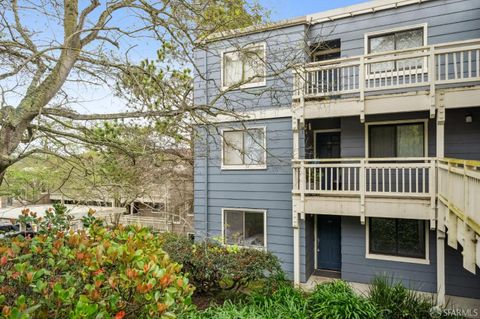 2304 Lupine Court, Daly City, CA 94014 - #: 426109607