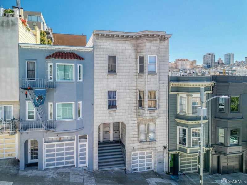 447 Green Street