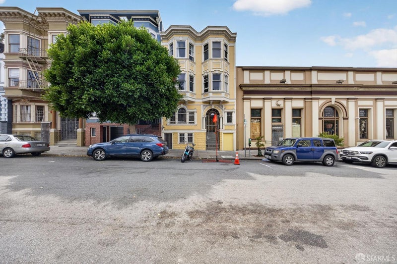 21-25 Belvedere Street