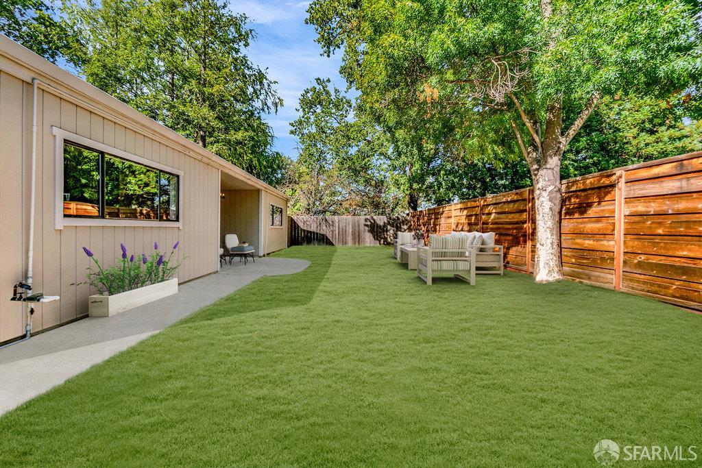 Pleasant Hill, California 94523, United States, 3 Bedrooms Bedrooms, ,2 BathroomsBathrooms,Residential,Active,226180