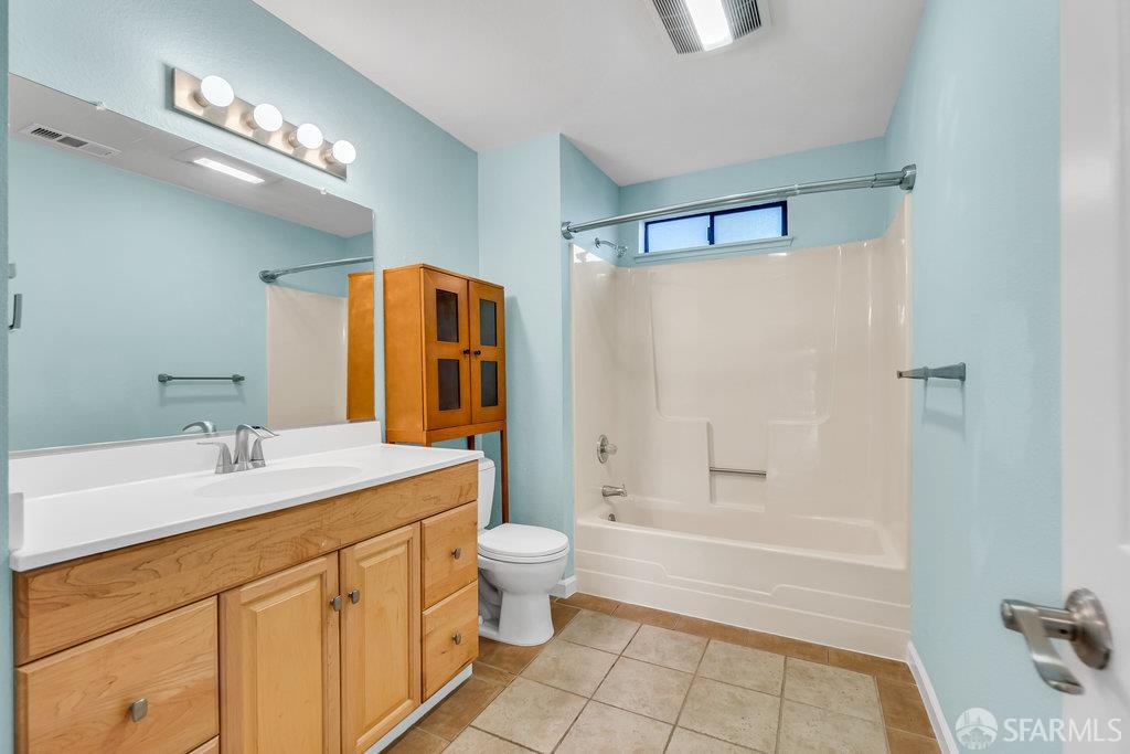 Pleasant Hill, California 94523, United States, 3 Bedrooms Bedrooms, ,2 BathroomsBathrooms,Residential,Active,226180