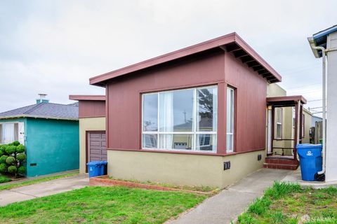 Property photo of 29 oceanside drive, daly city, CA 94015