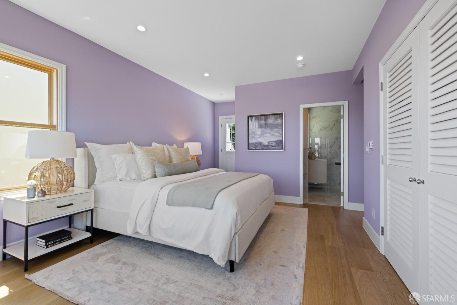 San Francisco, California 94112, United States, 6 Bedrooms Bedrooms, ,6 BathroomsBathrooms,Residential,Pending,125694