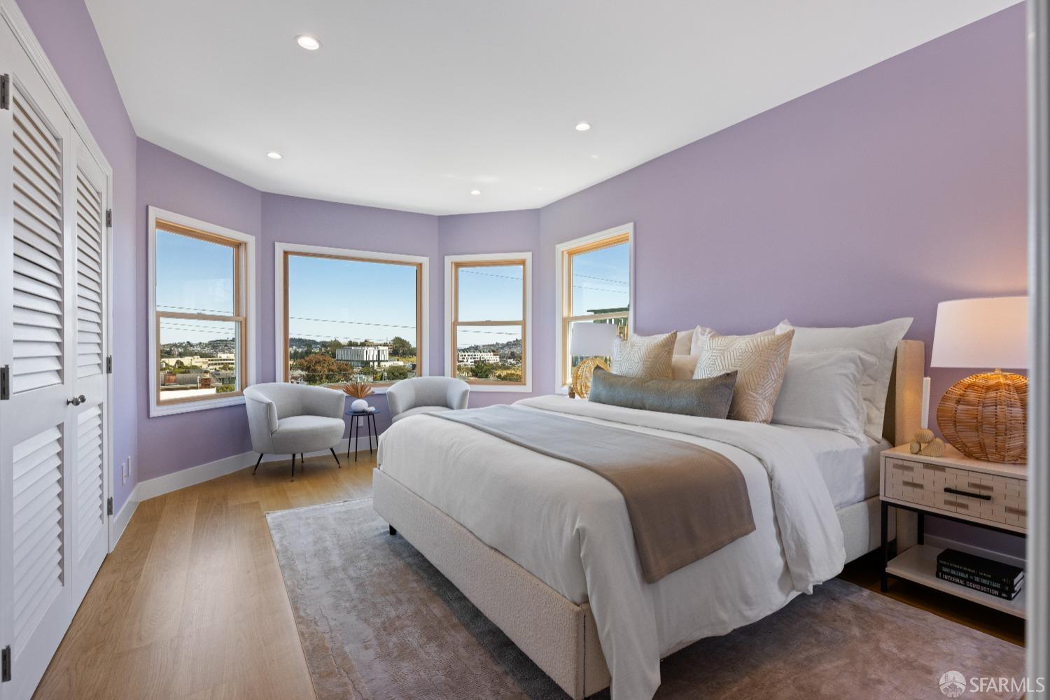 San Francisco, California 94112, United States, 6 Bedrooms Bedrooms, ,6 BathroomsBathrooms,Residential,Pending,125694