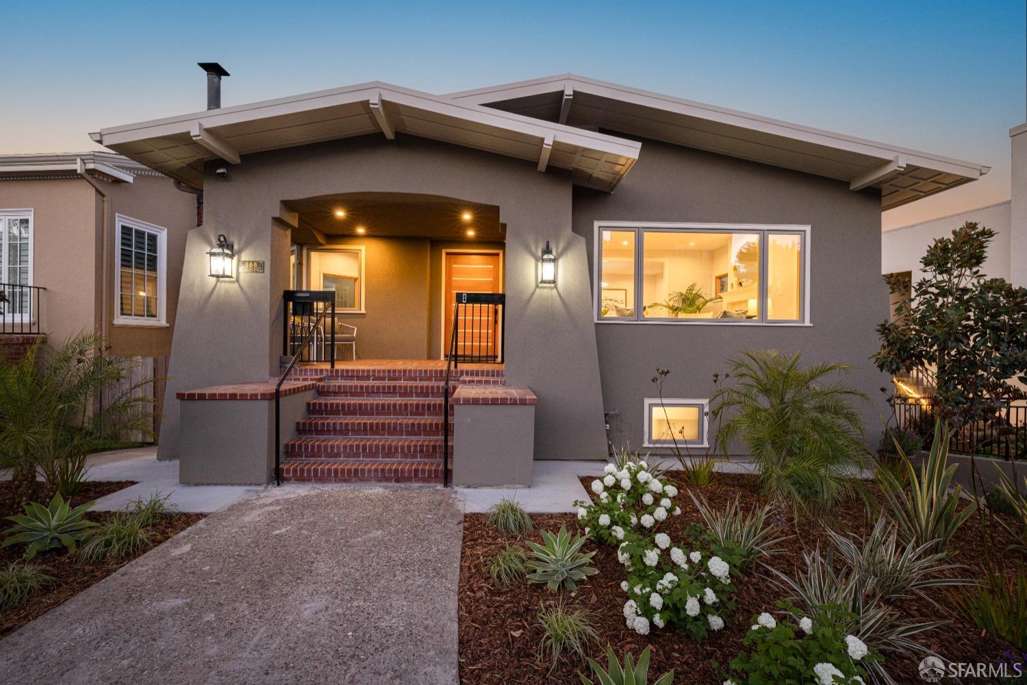 San Francisco, California 94112, United States, 6 Bedrooms Bedrooms, ,6 BathroomsBathrooms,Residential,Pending,125694