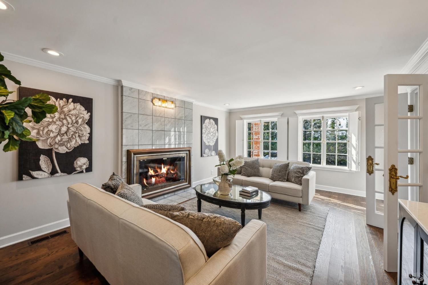 Santa Rosa, California 95404, United States, 4 Bedrooms Bedrooms, ,4 BathroomsBathrooms,Residential,Active,8123