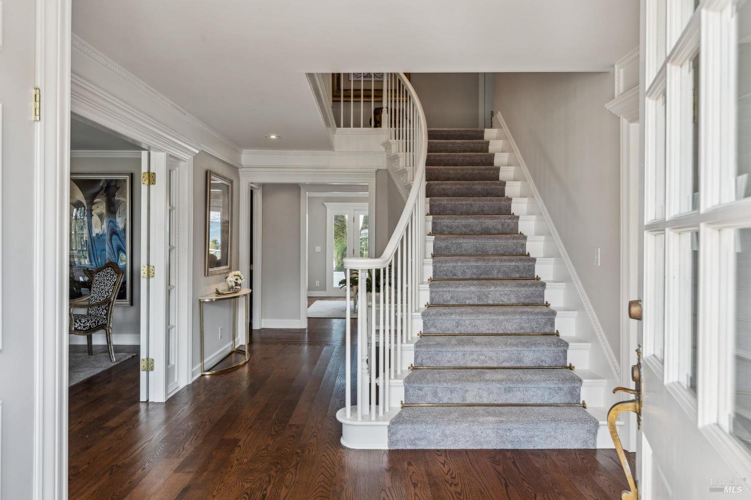 Santa Rosa, California 95404, United States, 4 Bedrooms Bedrooms, ,4 BathroomsBathrooms,Residential,Active,8123