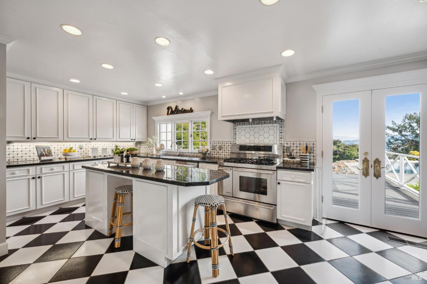 Santa Rosa, California 95404, United States, 4 Bedrooms Bedrooms, ,4 BathroomsBathrooms,Residential,Active,8123