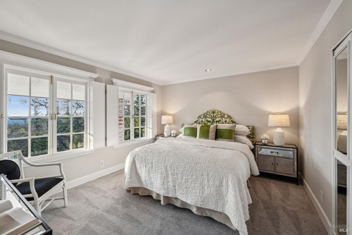 Santa Rosa, California 95404, United States, 4 Bedrooms Bedrooms, ,4 BathroomsBathrooms,Residential,Active,8123