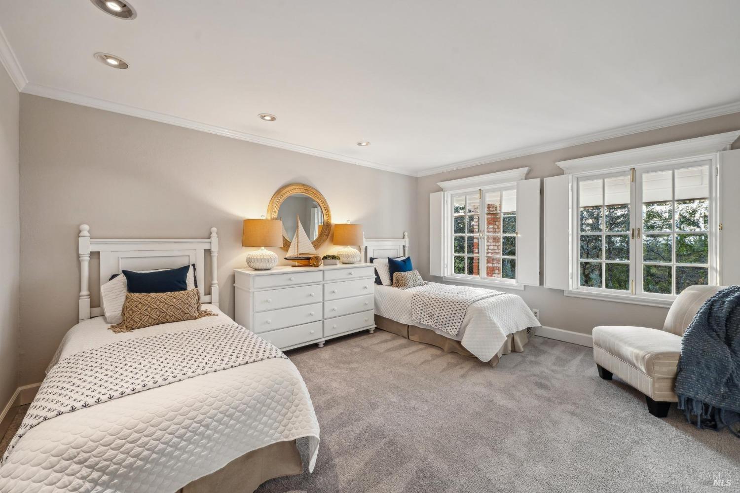 Santa Rosa, California 95404, United States, 4 Bedrooms Bedrooms, ,4 BathroomsBathrooms,Residential,Active,8123