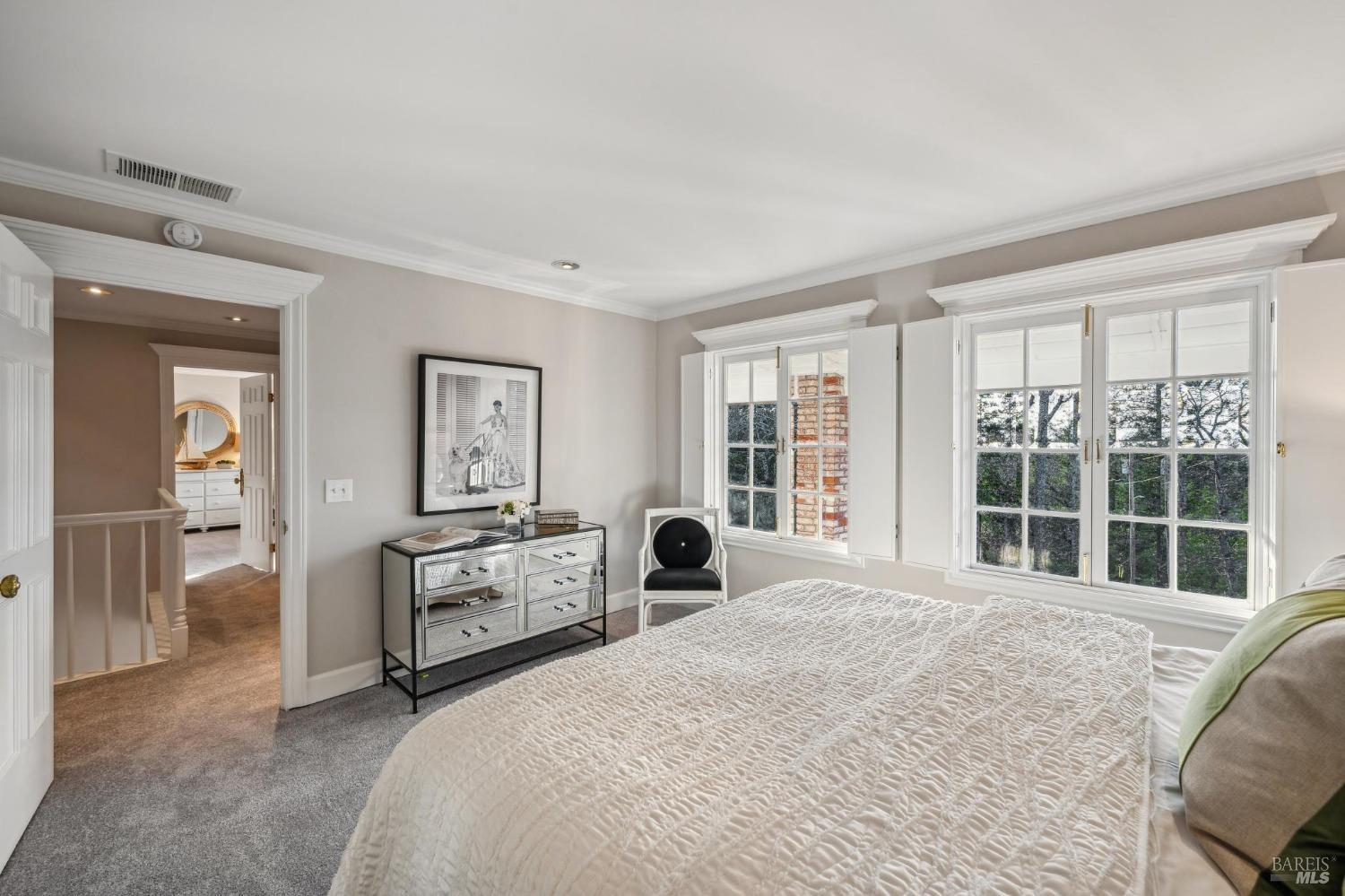 Santa Rosa, California 95404, United States, 4 Bedrooms Bedrooms, ,4 BathroomsBathrooms,Residential,Active,8123