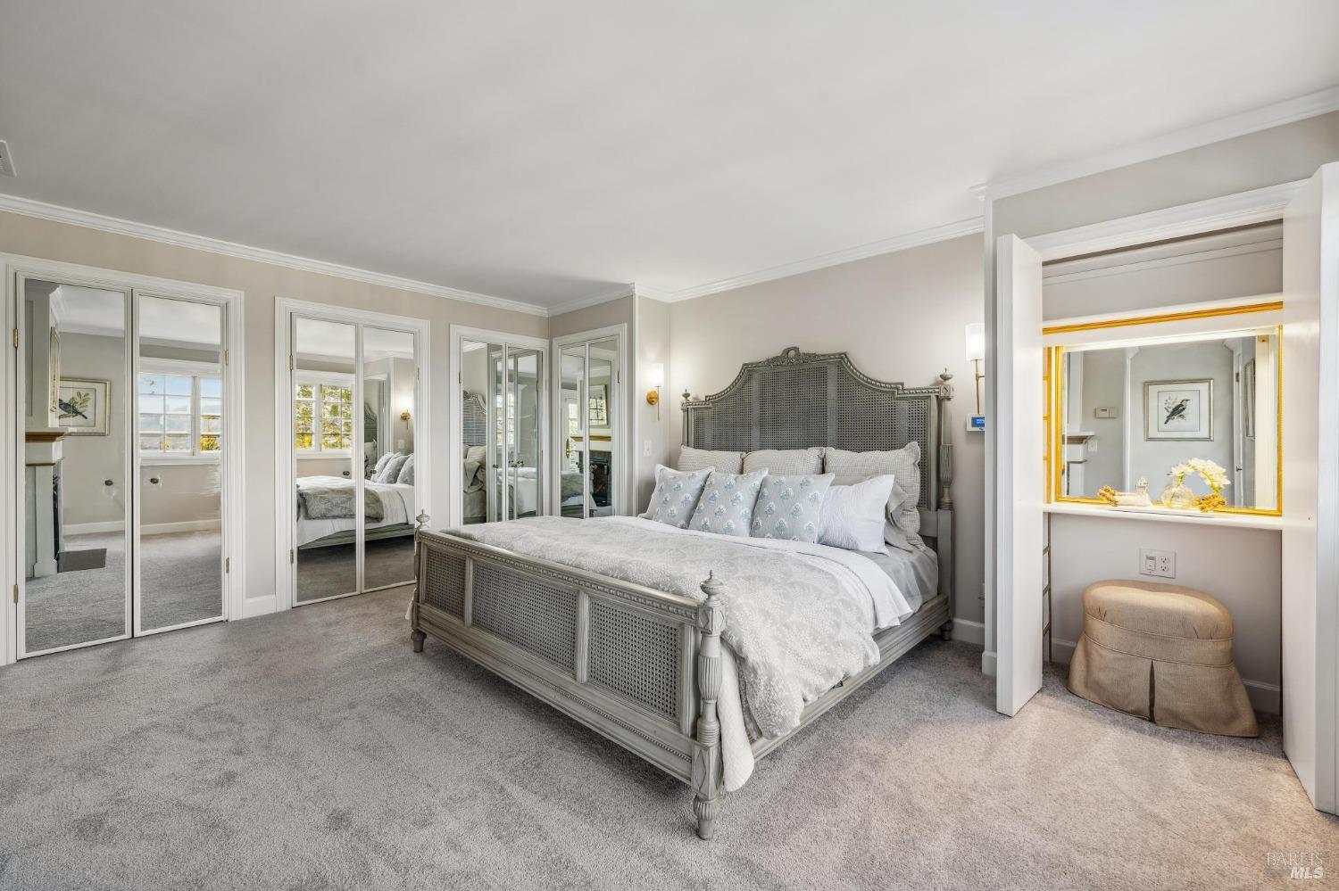 Santa Rosa, California 95404, United States, 4 Bedrooms Bedrooms, ,4 BathroomsBathrooms,Residential,Active,8123