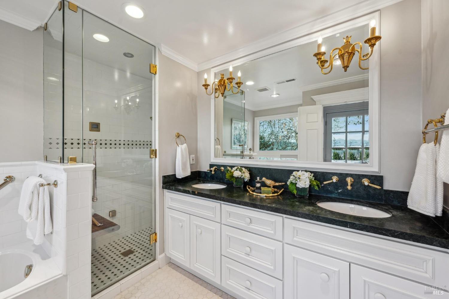 Santa Rosa, California 95404, United States, 4 Bedrooms Bedrooms, ,4 BathroomsBathrooms,Residential,Active,8123