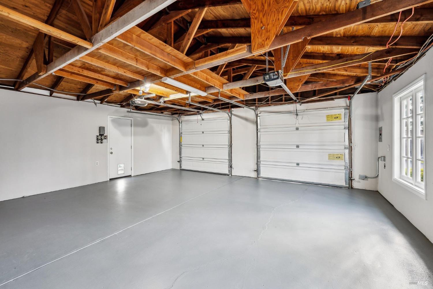 Santa Rosa, California 95404, United States, 4 Bedrooms Bedrooms, ,4 BathroomsBathrooms,Residential,Active,8123