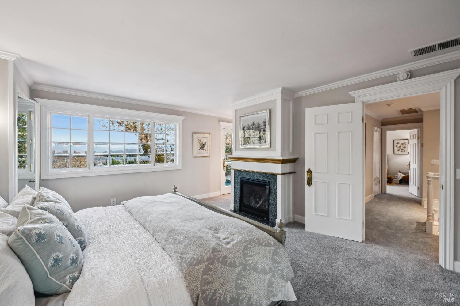 Santa Rosa, California 95404, United States, 4 Bedrooms Bedrooms, ,4 BathroomsBathrooms,Residential,Active,8123