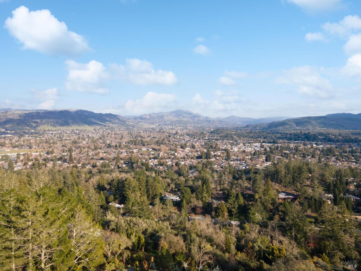 Santa Rosa, California 95404, United States, 4 Bedrooms Bedrooms, ,4 BathroomsBathrooms,Residential,Active,8123