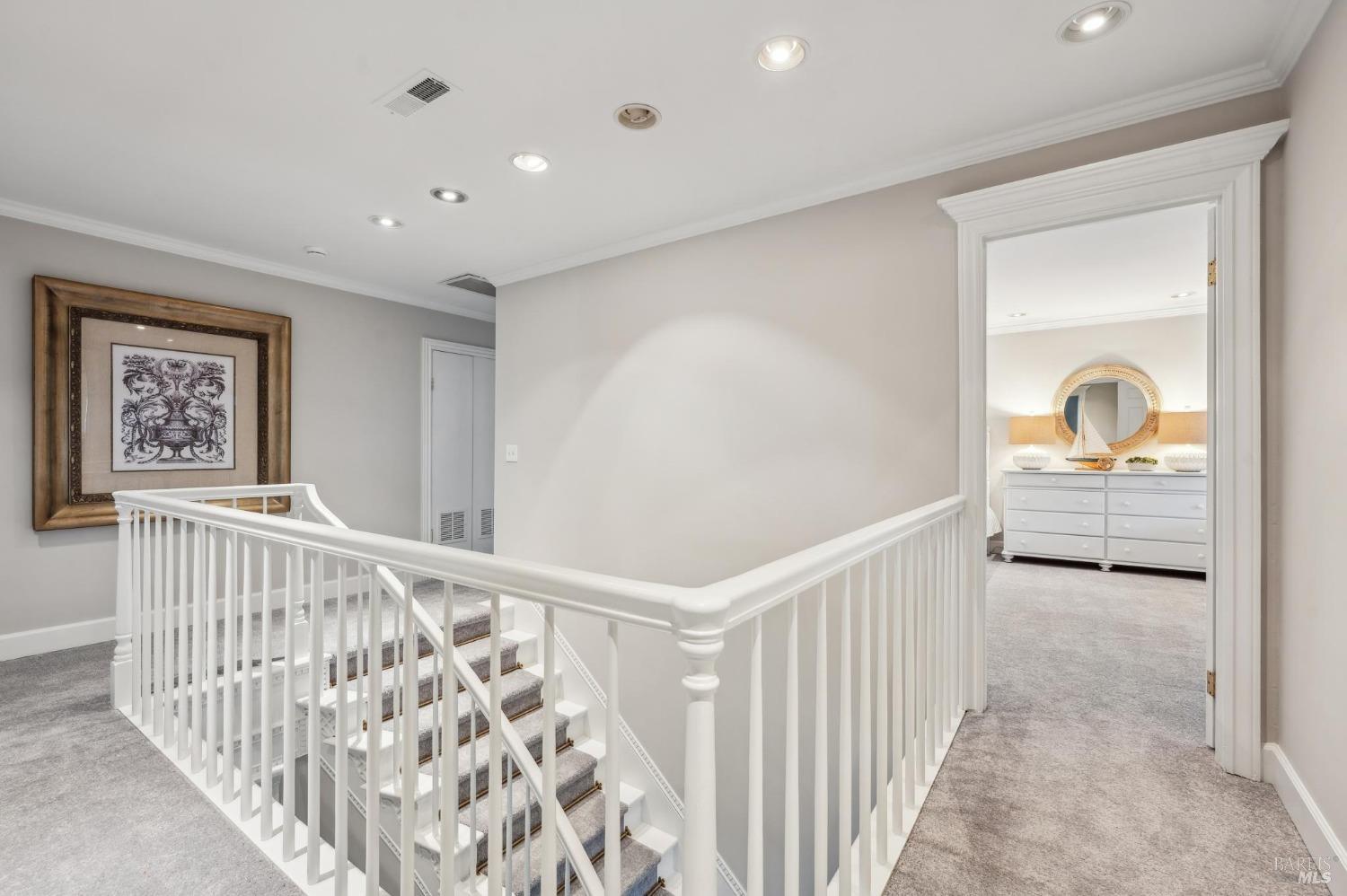 Santa Rosa, California 95404, United States, 4 Bedrooms Bedrooms, ,4 BathroomsBathrooms,Residential,Active,8123