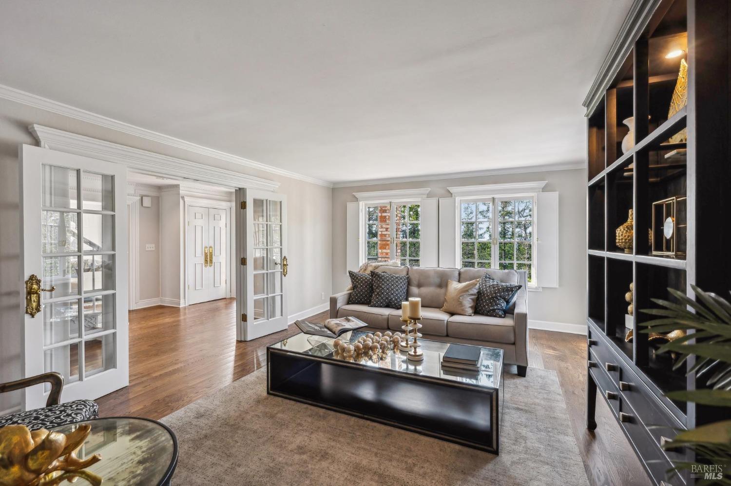 Santa Rosa, California 95404, United States, 4 Bedrooms Bedrooms, ,4 BathroomsBathrooms,Residential,Active,8123